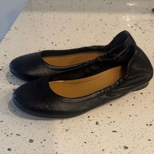 Vionic ALEXA Black Leather Flats Comfortable Casual Ballet Shoes Sleek Size 6.5
